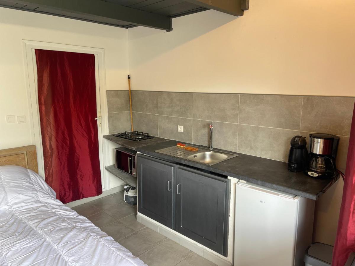 Proche Ajaccio Maisonnette Independante 4 Personnes Au Calme 阿拉塔 外观 照片